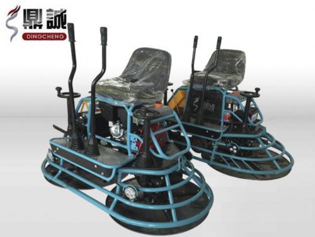 點(diǎn)擊查看詳細(xì)信息<br>標(biāo)題：雙盤(pán)駕駛式抹光機(jī) 閱讀次數(shù)：13112