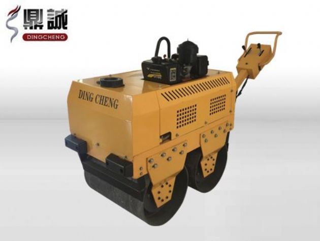 點(diǎn)擊查看詳細(xì)信息<br>標(biāo)題：DC-30C高配手扶式壓路機(jī) 閱讀次數(shù)：13165